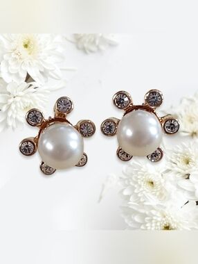 Fifth Avenue Collection Moonlight Stud Earrings